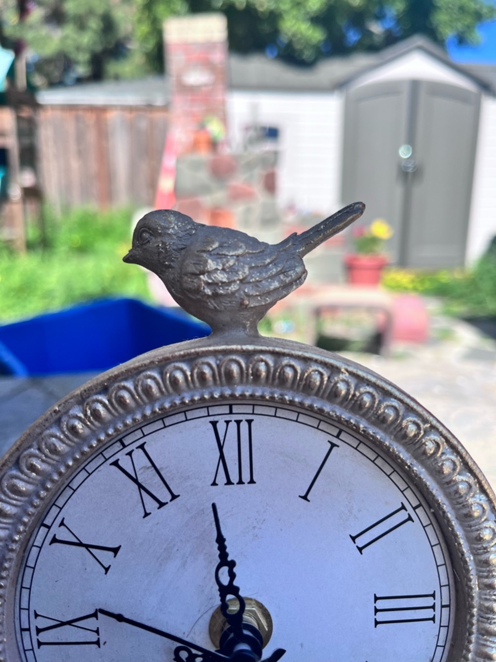 Vintage Birdie tabletop clock - Picture 9 of 11